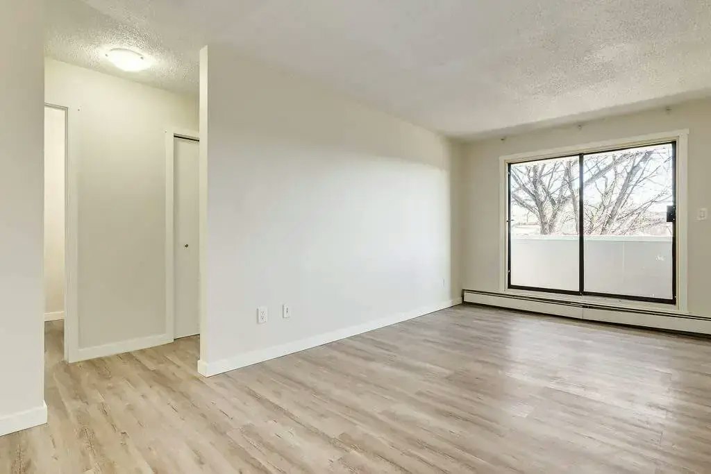 206-11820 88 Street, Edmonton, AB, T5B 3R8 - 38