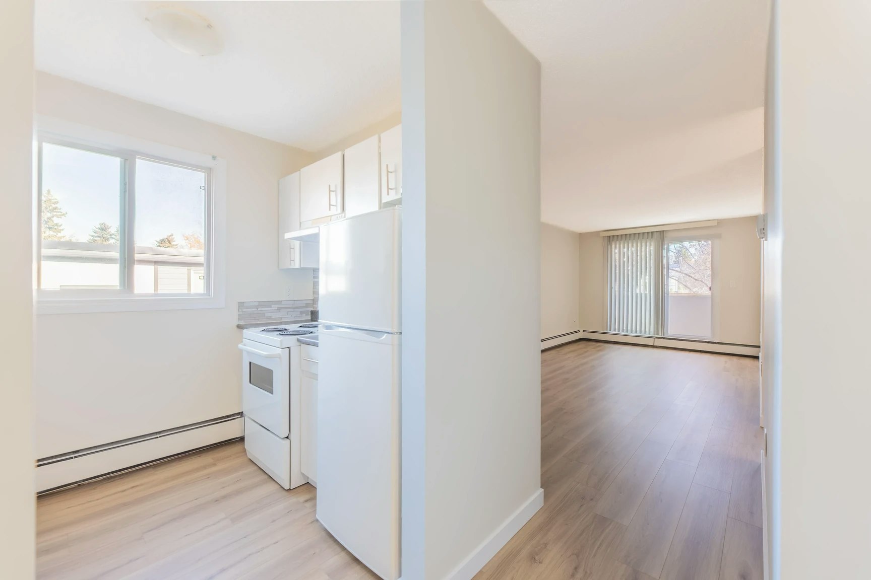 206-11820 88 Street, Edmonton, AB, T5B 3R8 - 2