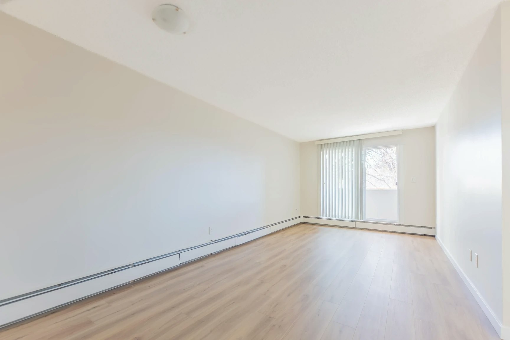 206-11820 88 Street, Edmonton, AB, T5B 3R8 - 7
