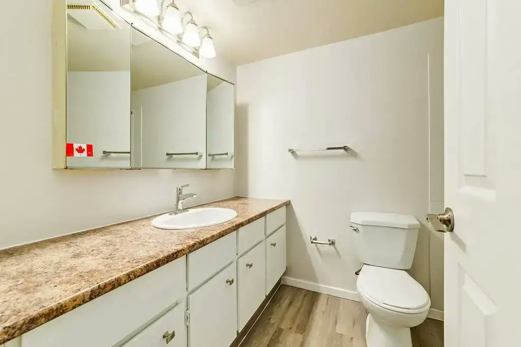 206-11820 88 Street, Edmonton, AB, T5B 3R8 - 21