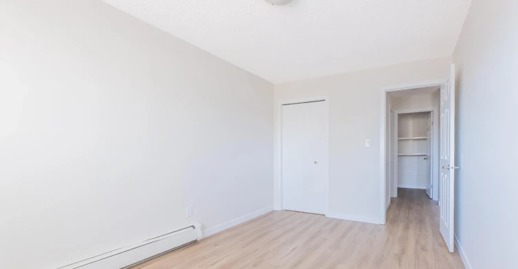 206-11820 88 Street, Edmonton, AB, T5B 3R8 - 11