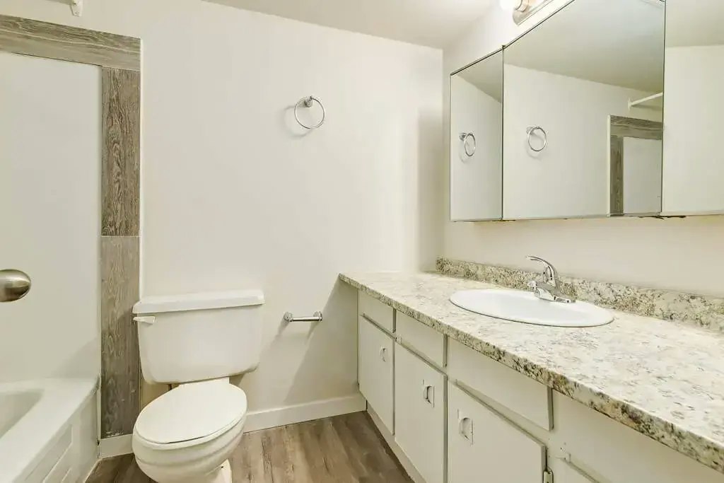 206-11820 88 Street, Edmonton, AB, T5B 3R8 - 23