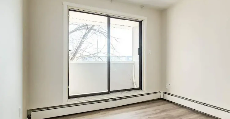 206-11820 88 Street, Edmonton, AB, T5B 3R8 - 40
