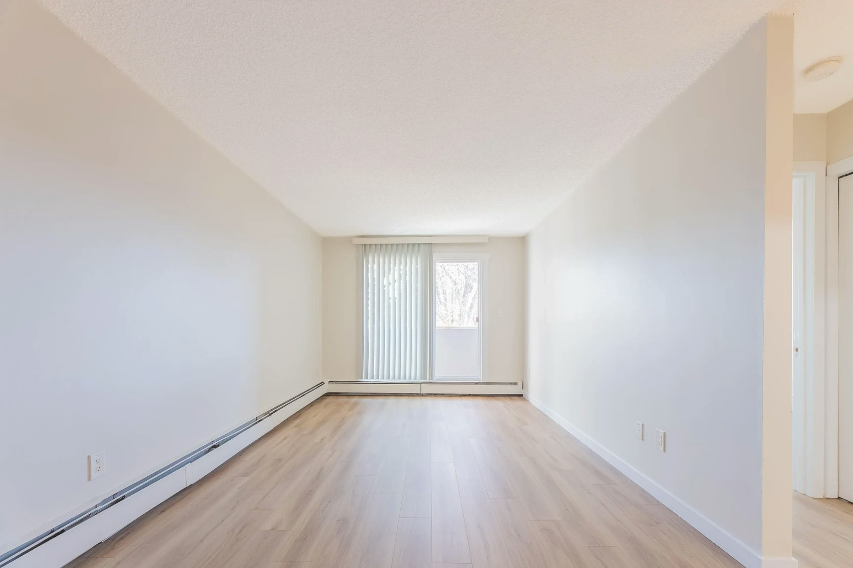 206-11820 88 Street, Edmonton, AB, T5B 3R8 - 8