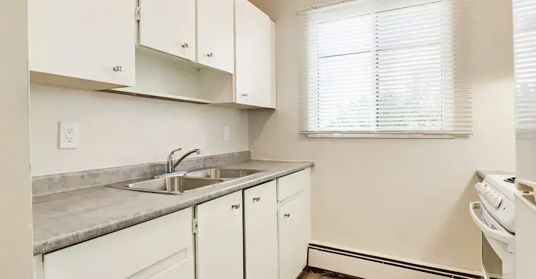 201-11820 88 Street, Edmonton, AB, T5B 3R8 - 19