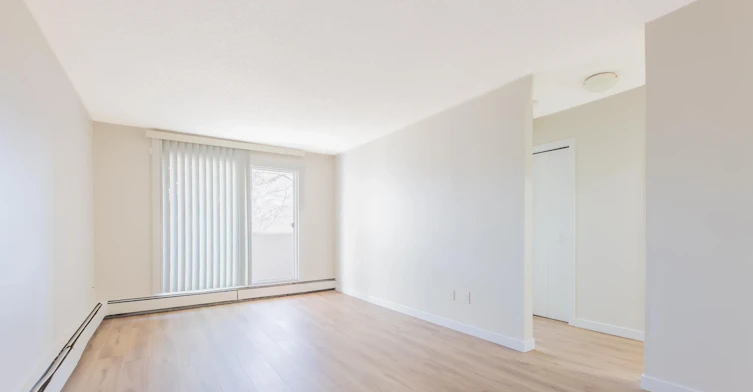 201-11820 88 Street, Edmonton, AB, T5B 3R8