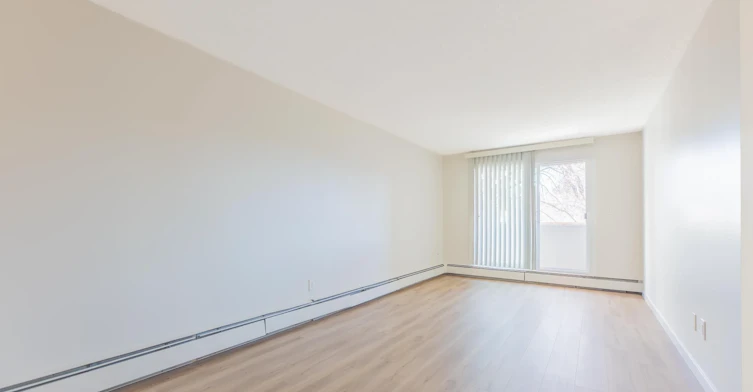 201-11820 88 Street, Edmonton, AB, T5B 3R8 - 7