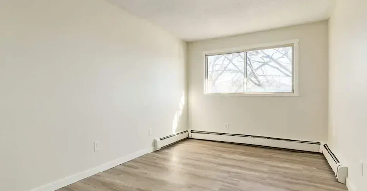 201-11820 88 Street, Edmonton, AB, T5B 3R8 - 29