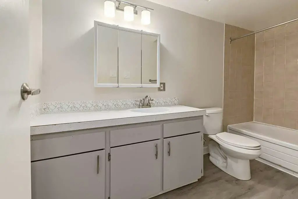 207-2526 Thompson Crescent SE, Medicine Hat, AB, T1B 1C4 - 6