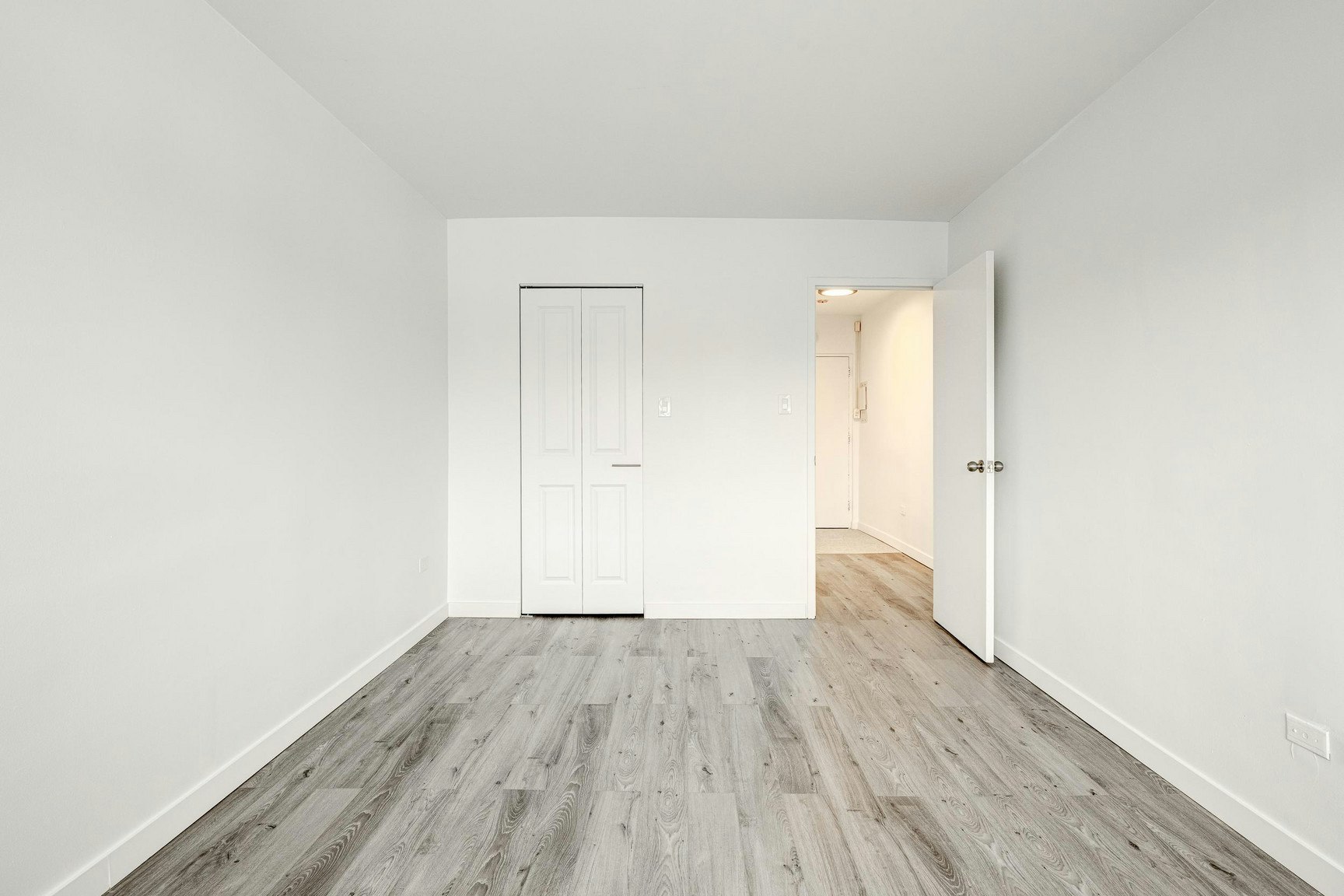 603/604-1150 Côte Vertu, Montréal, QC, H4L 1Y5 - 4