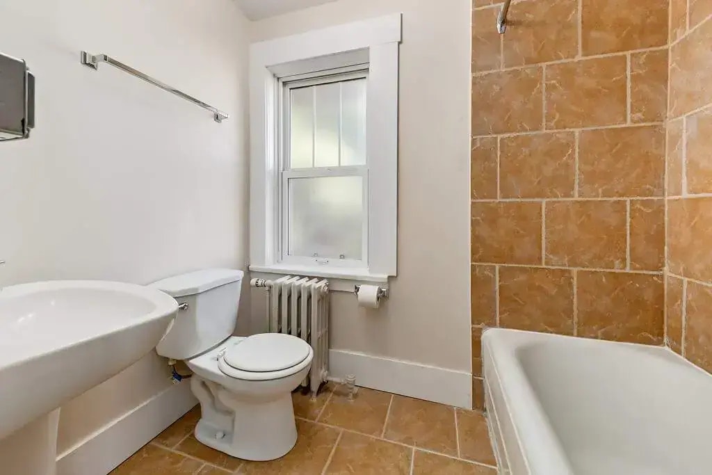10-300 1 Avenue NW, Swift Current, SK, S9H 0N2 - 8