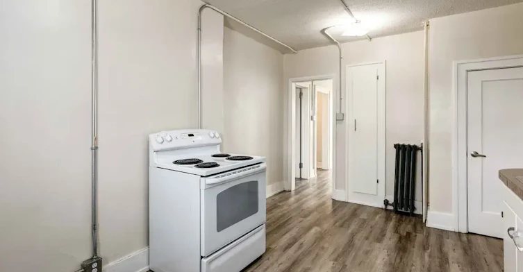 10-300 1 Avenue NW, Swift Current, SK, S9H 0N2 - 13