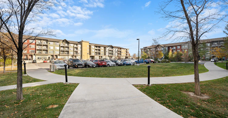 2109-104 Mackenzie Way SW, Airdrie, AB, T4B 0L3 - 33