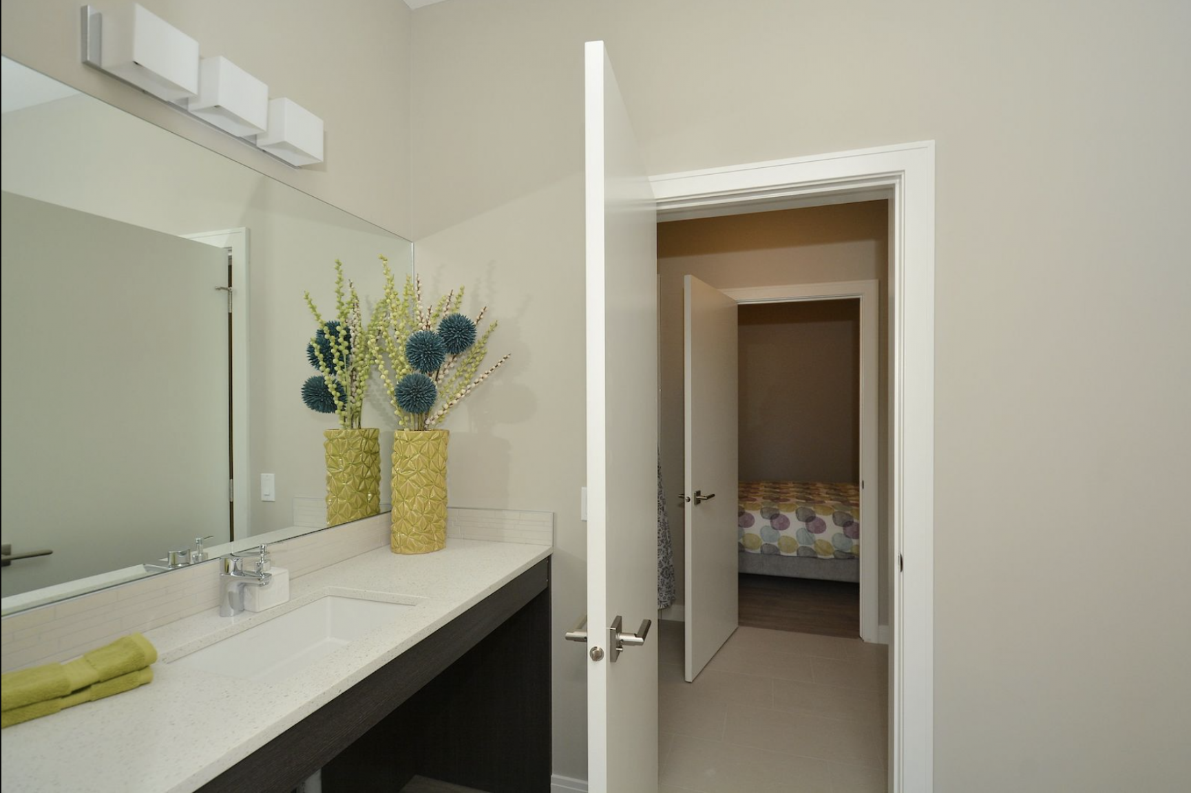 0404-2110 Centre Street N, Calgary, AB, T2E 2T3 - 10