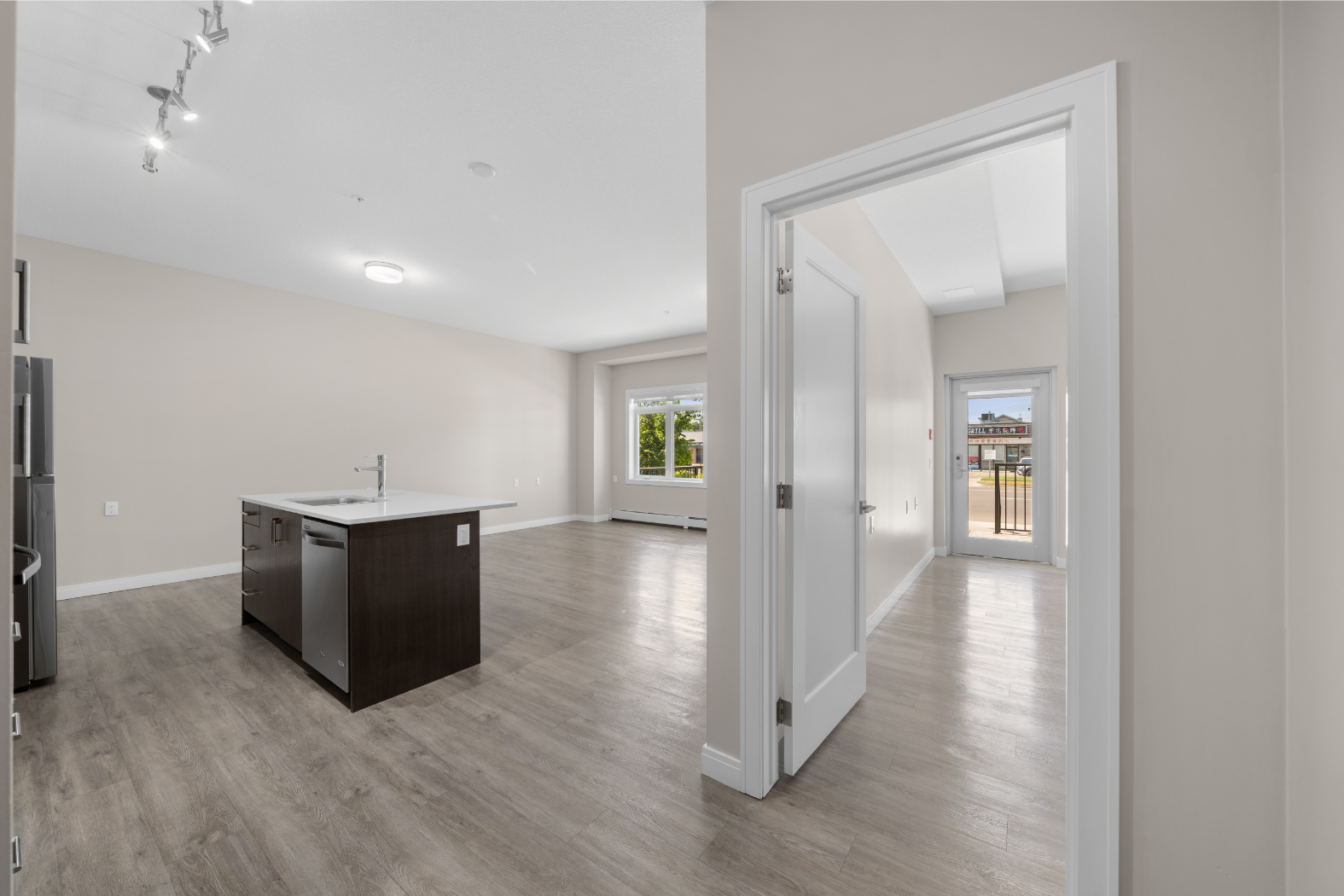 0404-2110 Centre Street N, Calgary, AB, T2E 2T3 - 16