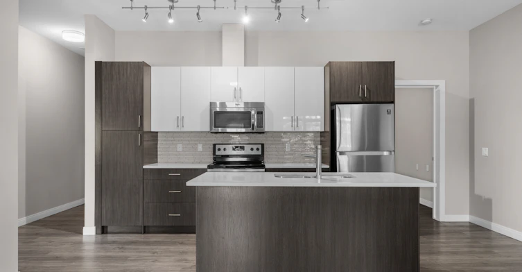 0314-2110 Centre Street N, Calgary, AB, T2E 2T3 - 13