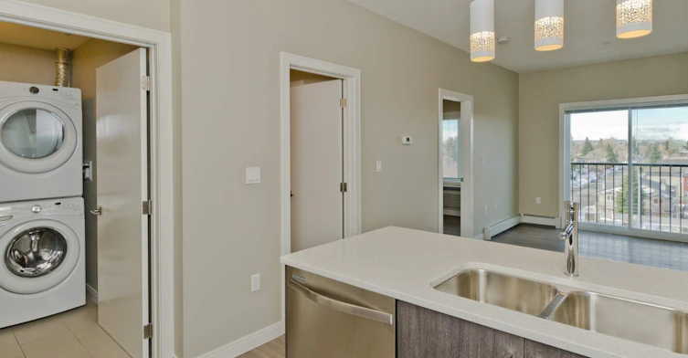 0314-2110 Centre Street N, Calgary, AB, T2E 2T3 - 11