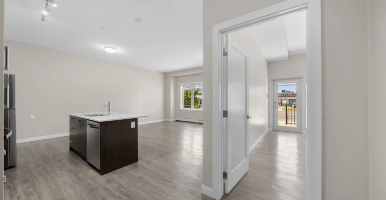 0314-2110 Centre Street N, Calgary, AB, T2E 2T3 - 16