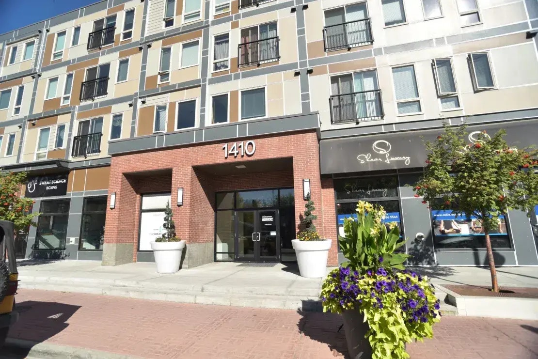 0217-1410 9 Avenue SE, Calgary, AB, T2G 0T5