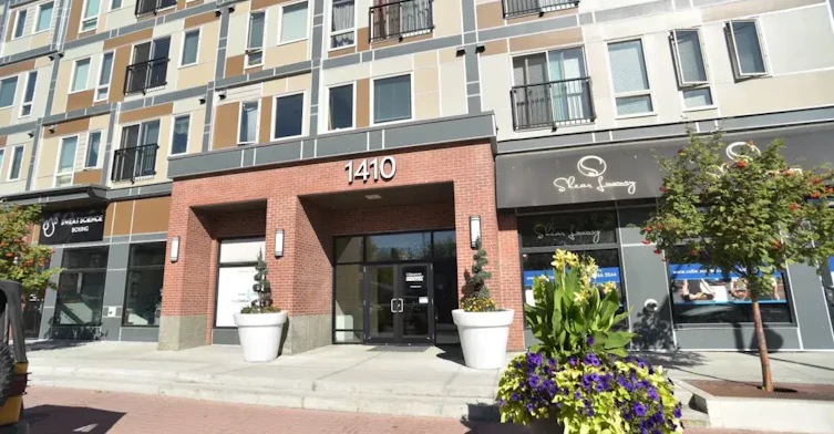 0217-1410 9 Avenue SE, Calgary, AB, T2G 0T5