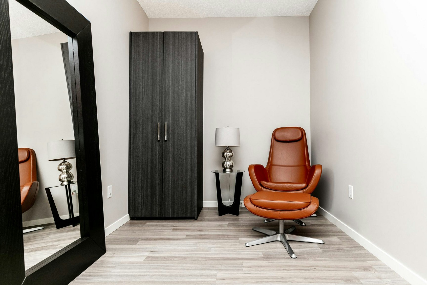 0217-1410 9 Avenue SE, Calgary, AB, T2G 0T5 - 2