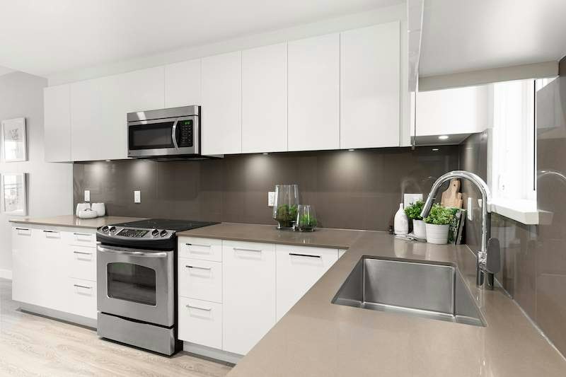 462-488 West 41st Avenue, Vancouver, BC, V5Y 2S7 - 8