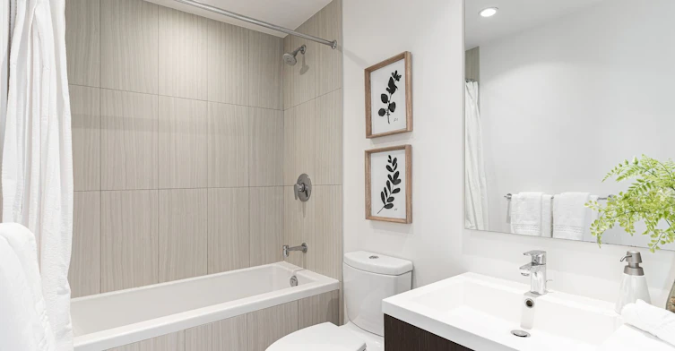 482-488 West 41st Avenue, Vancouver, BC, V5Y 2S7 - 5