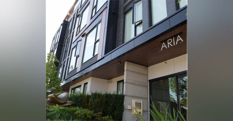 486-488 West 41st Avenue, Vancouver, BC, V5Y 2S7