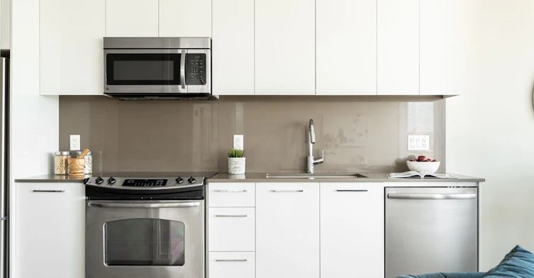 502-488 West 41st Avenue, Vancouver, BC, V5Y 2S7 - 2