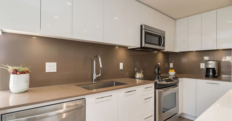 209-488 West 41st Avenue, Vancouver, BC, V5Y 2S7 - 9