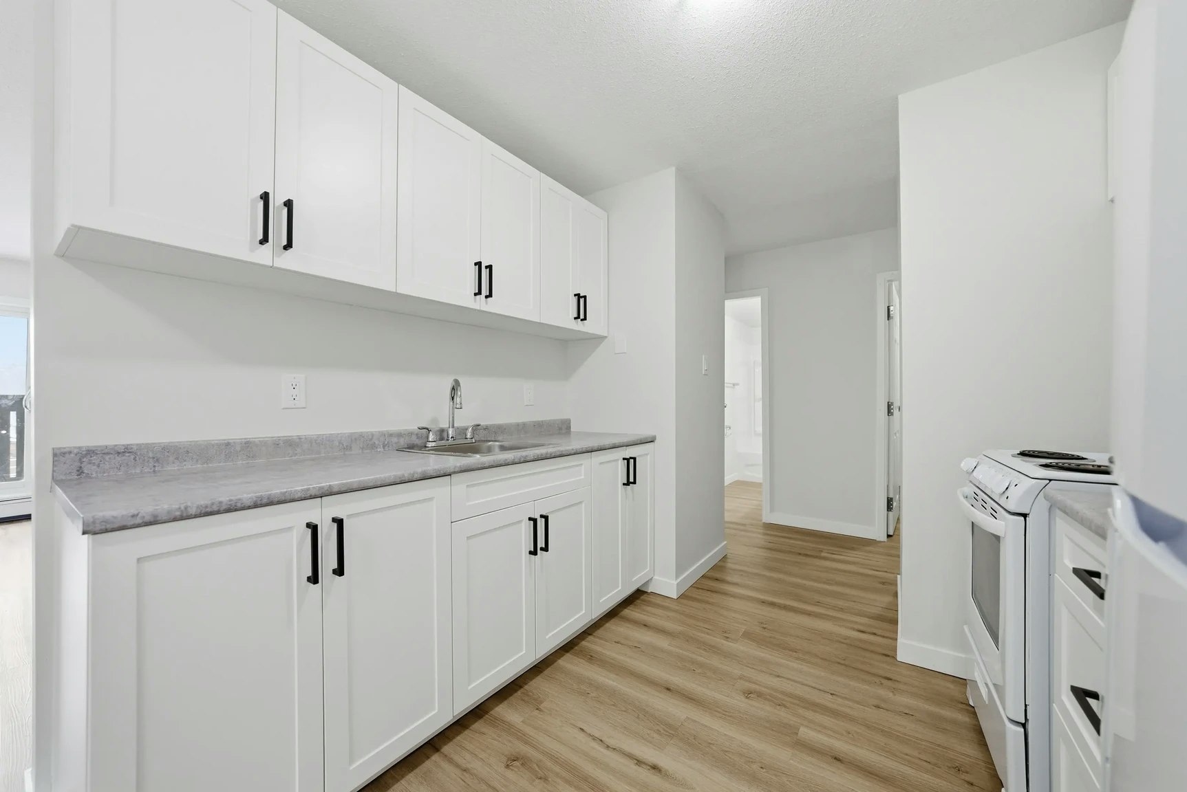401-208 V Avenue South, Saskatoon, SK, S7M 3E3 - 7