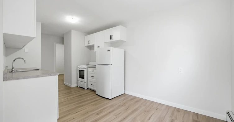 401-208 V Avenue South, Saskatoon, SK, S7M 3E3 - 9
