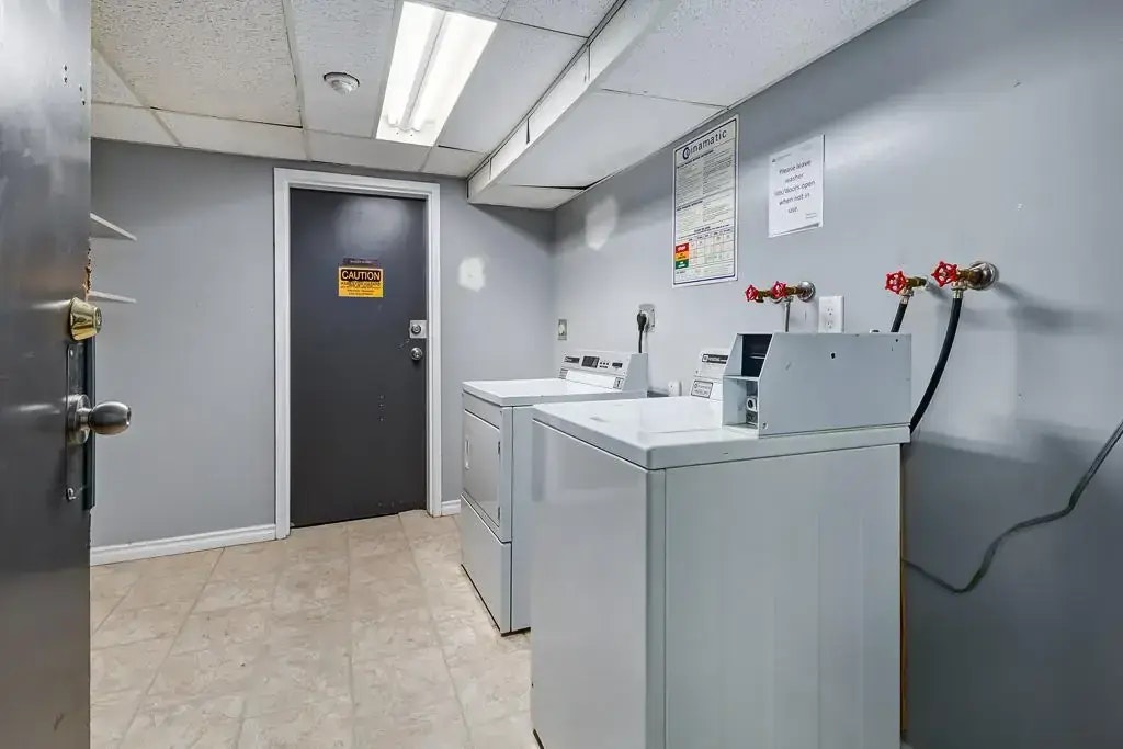 401-208 V Avenue South, Saskatoon, SK, S7M 3E3 - 31