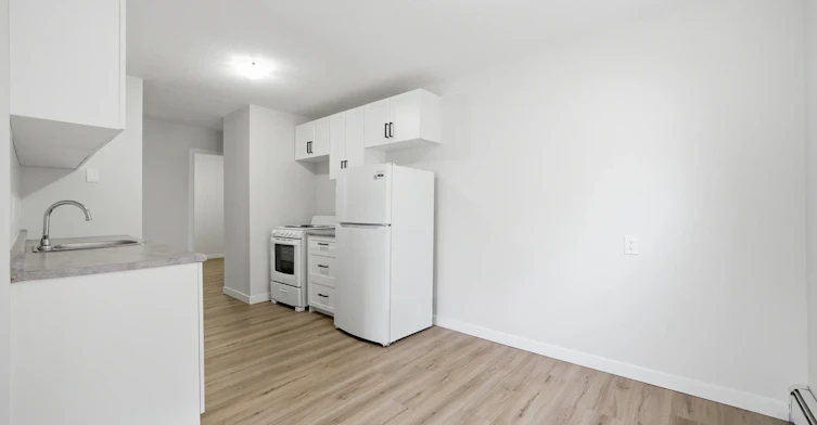 405-208 V Avenue South, Saskatoon, SK, S7M 3E3 - 9