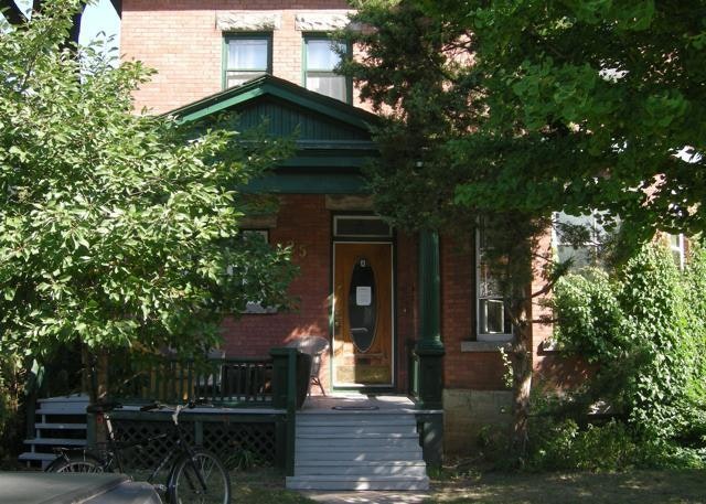 D-25 Aylmer Avenue, Ottawa, ON, K1S 2W8