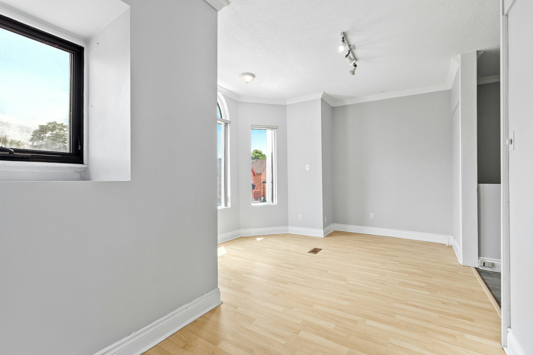 2-455 Somerset Street W, Ottawa, ON, K1R 5J7 - 6