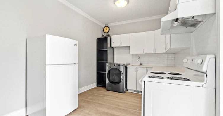 2-455 Somerset Street W, Ottawa, ON, K1R 5J7 - 8