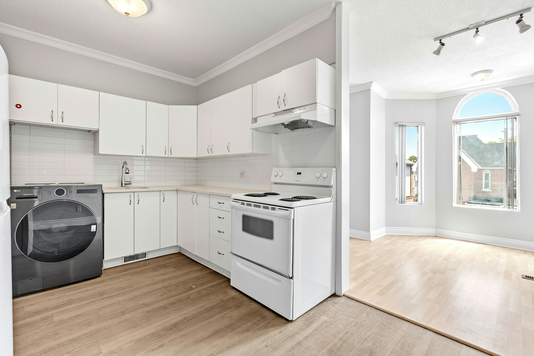 2-455 Somerset Street W, Ottawa, ON, K1R 5J7 - 9