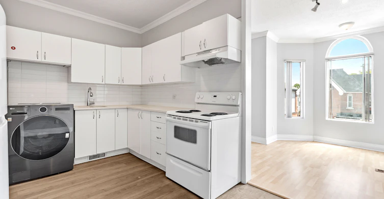 2-455 Somerset Street W, Ottawa, ON, K1R 5J7 - 9