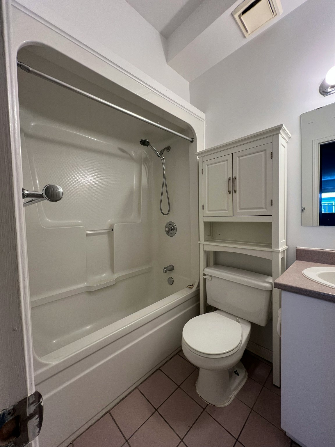 308-188 Waverley Street, Ottawa, ON, K2P 0V6 - 8