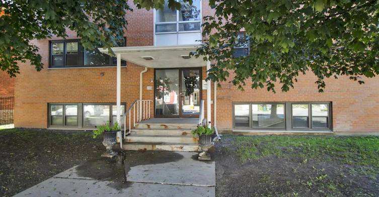 208-100 Waverley Street, Ottawa, ON, K2P 0V2 - 2