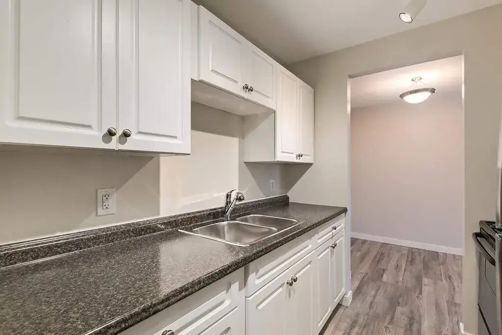 103-672 College Drive SE, Medicine Hat, AB, T1A 7R5 - 7