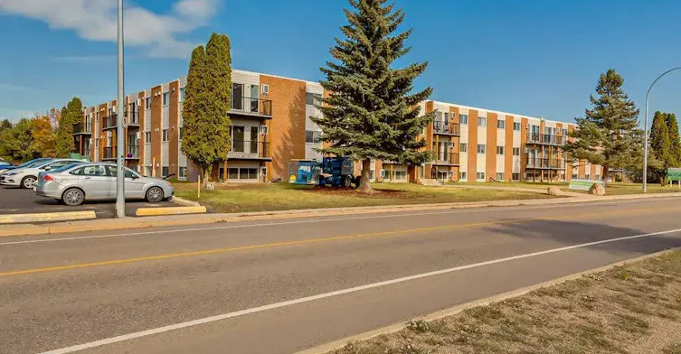 103-672 College Drive SE, Medicine Hat, AB, T1A 7R5 - 12