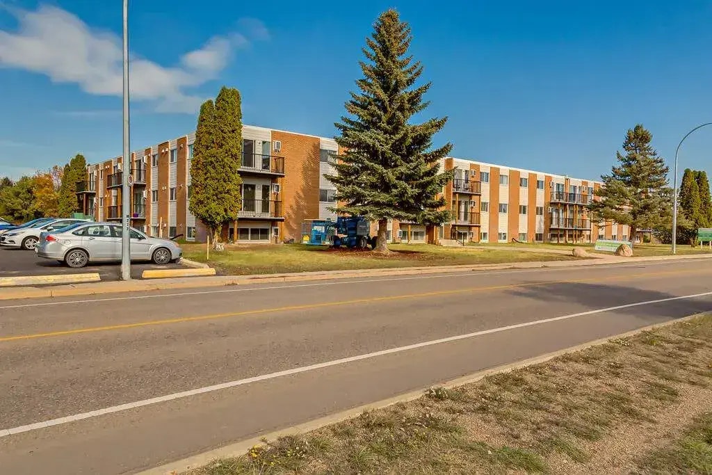 108-672 College Drive SE, Medicine Hat, AB, T1A 7R5 - 12
