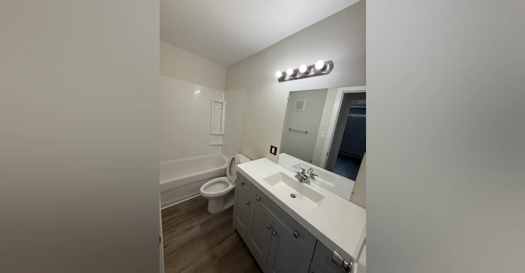 08-11707 80 Street, Edmonton, AB, T5B 2N4 - 37