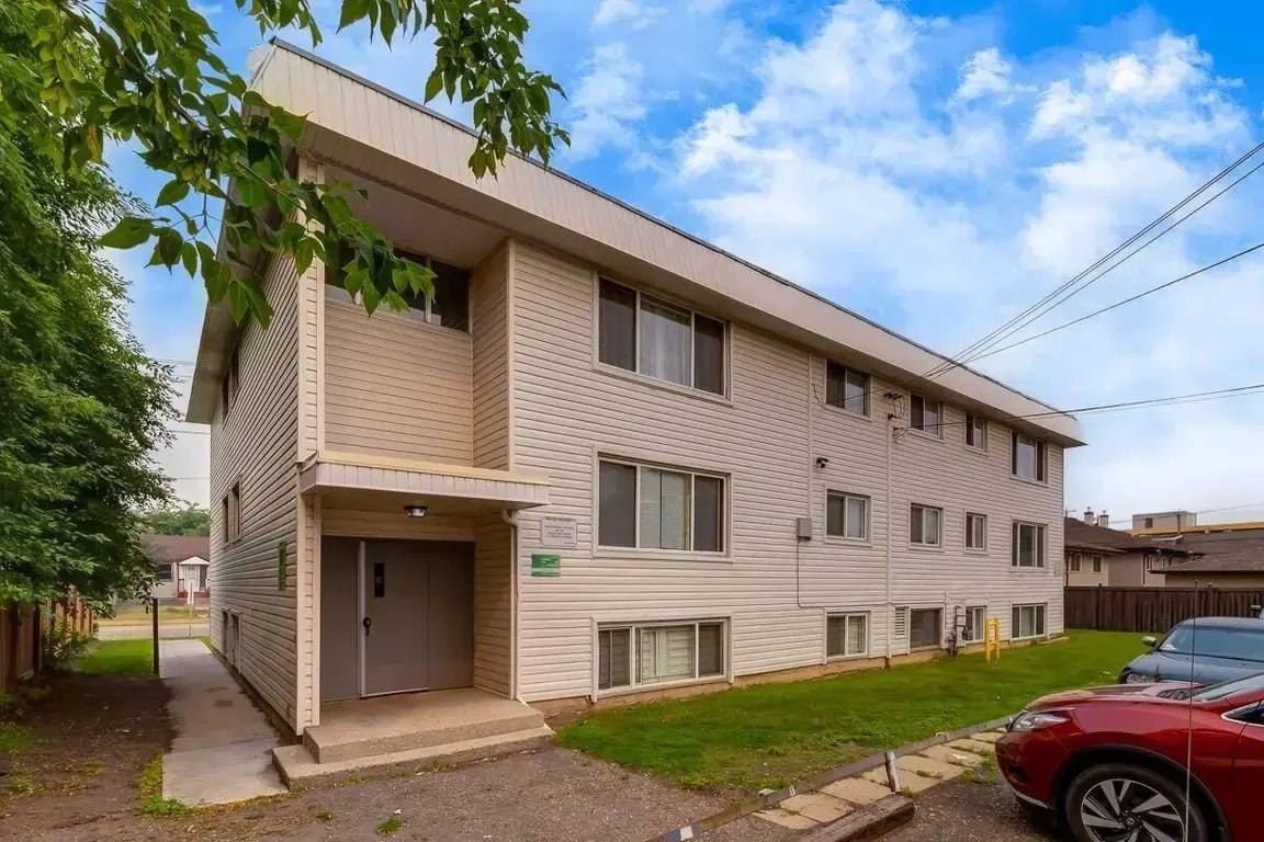 08-11707 80 Street, Edmonton, AB, T5B 2N4 - 41