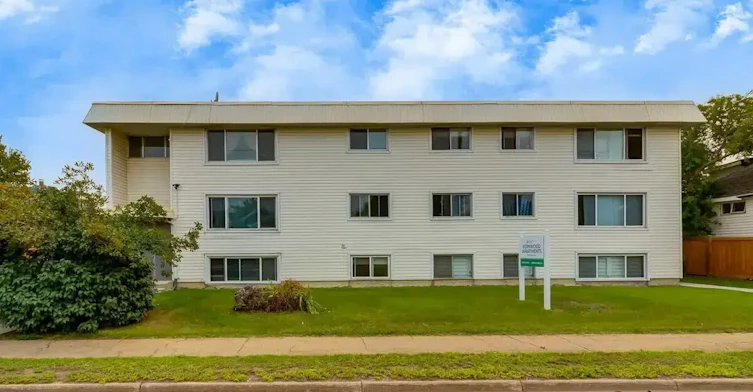 08-11707 80 Street, Edmonton, AB, T5B 2N4 - 38