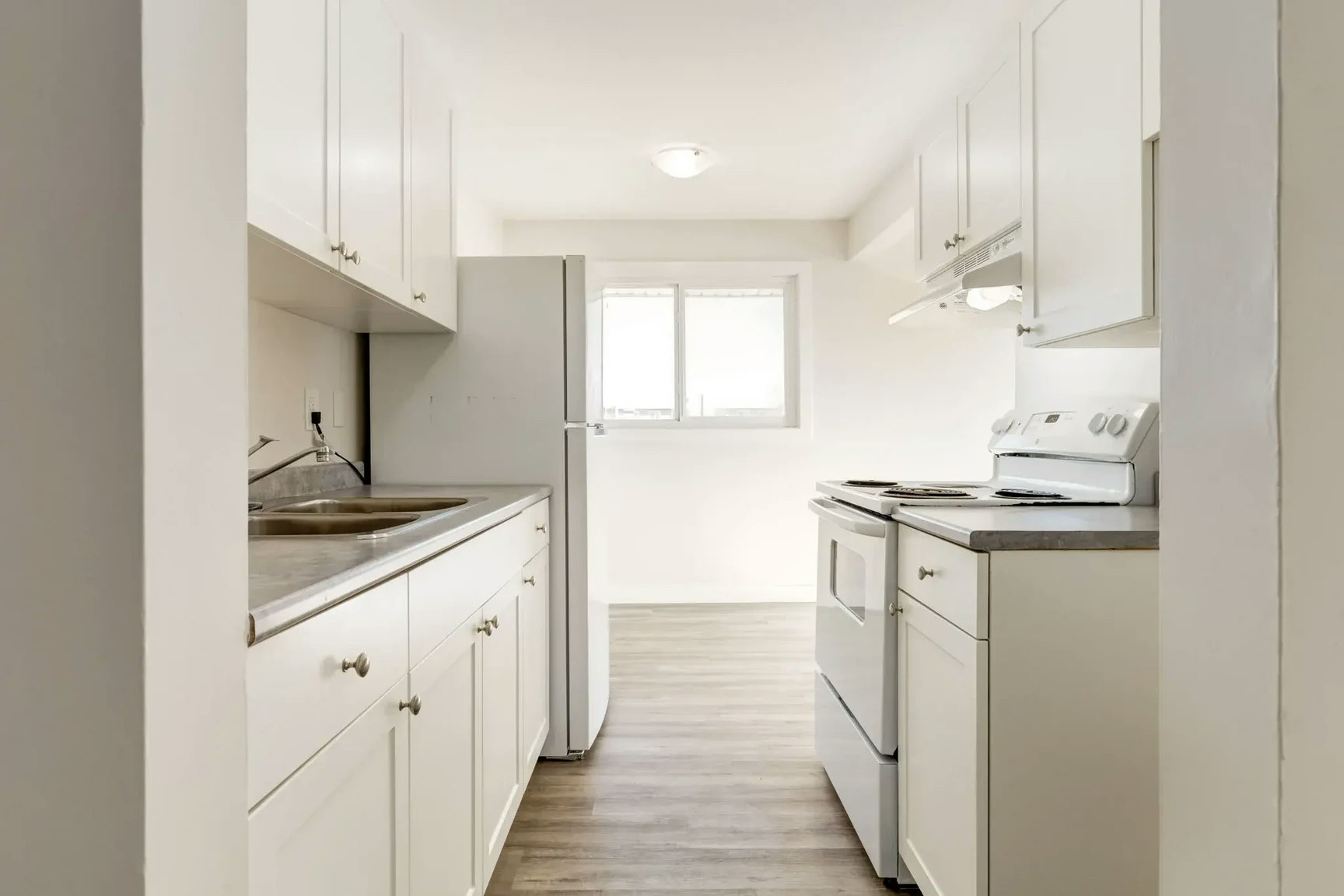 08-11707 80 Street, Edmonton, AB, T5B 2N4