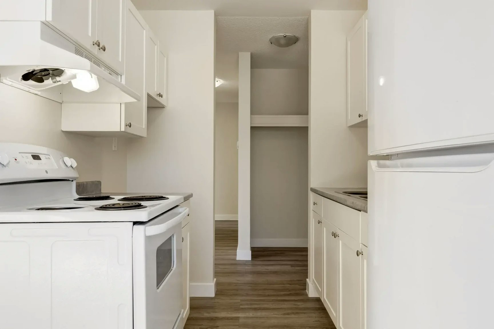08-11707 80 Street, Edmonton, AB, T5B 2N4 - 7