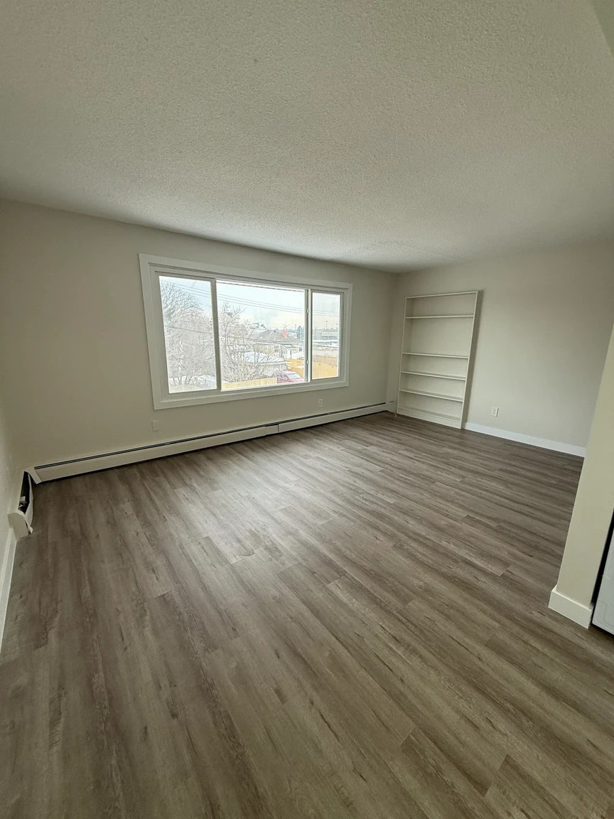 08-11707 80 Street, Edmonton, AB, T5B 2N4 - 31